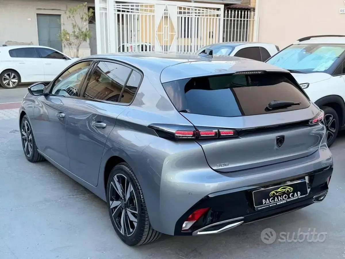 Usata Peugeot 308 Allure 131 CV (96 kW) 2022 Grigio Berlina