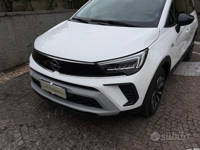Usata Opel Crossland X Elegance 110 CV (80 kW) 2023 Bianco SUV