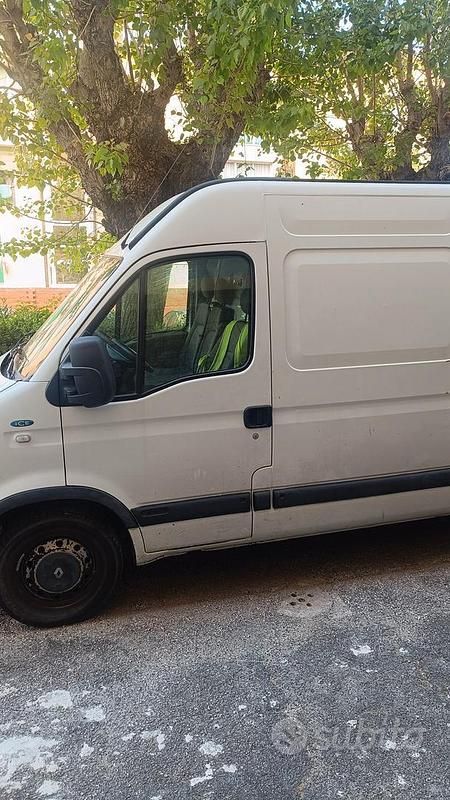 Usata Renault Master 114 CV (83 kW) 2007 Bianco Furgone