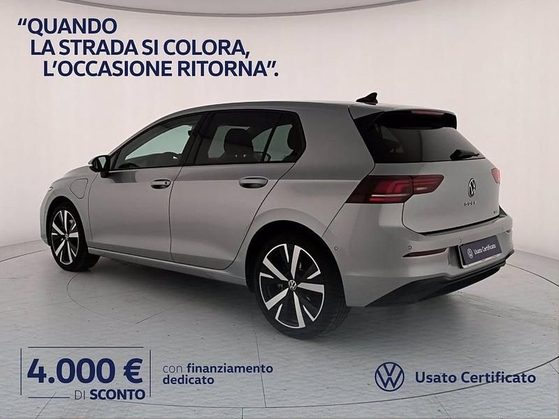 Usata VW Golf VIII Edition 204 CV (150 kW) 2025 Dolomite silver metallizzato Berlina