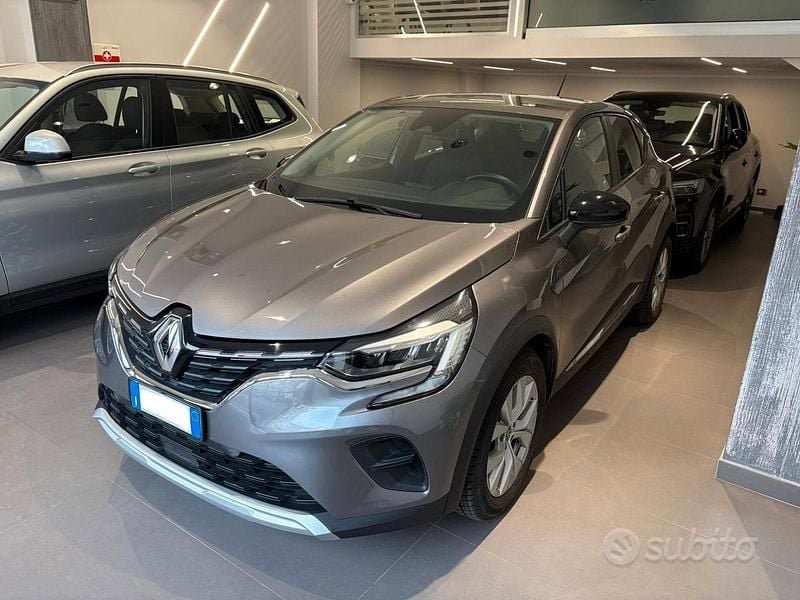 Usata Renault Captur Zen 95 CV (69 kW) 2021 Grigio SUV