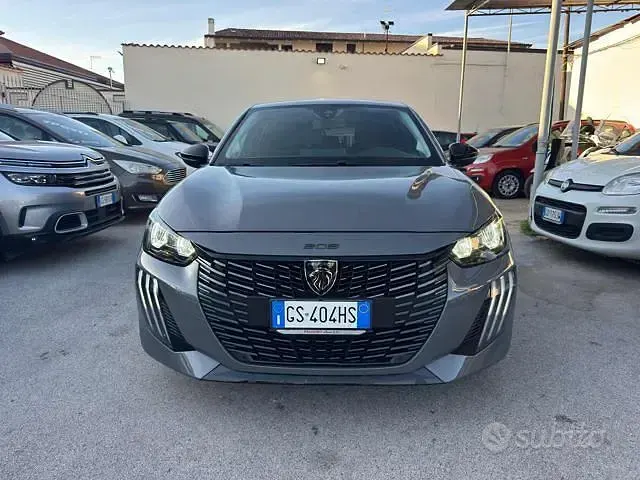 Usata Peugeot 208 S 75 CV (55 kW) 2024 Grigio Utilitaria