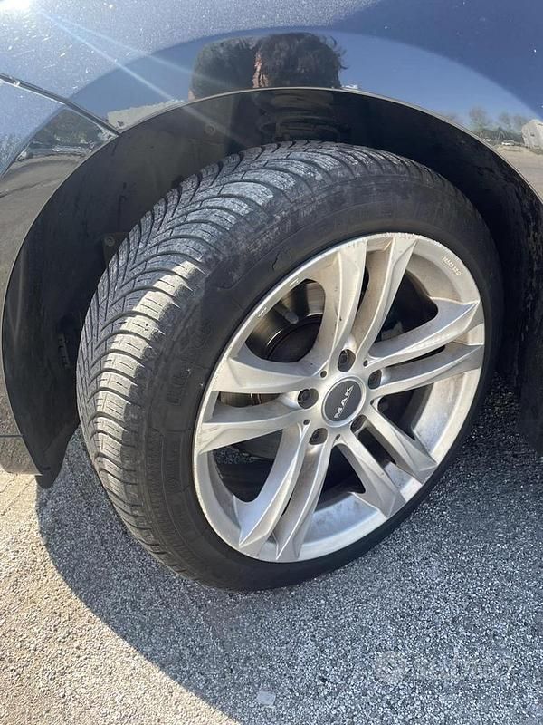 Usata BMW 118 2009 Nero Utilitaria