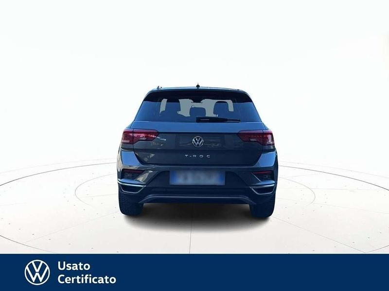 Usata VW T-Roc Style 116 CV (85 kW) 2019 Grigio pastello SUV