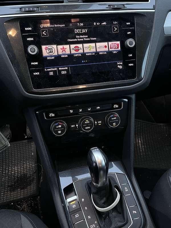 Grigio Usata 2019 VW Tiguan R-line SUV | 17.500 € (Super prezzo) - Immagine 1/4