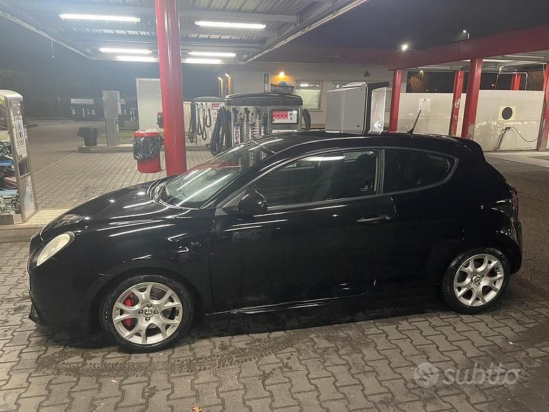 Usata Alfa Romeo MiTo 155 CV (114 kW) 2009 Nero Utilitaria