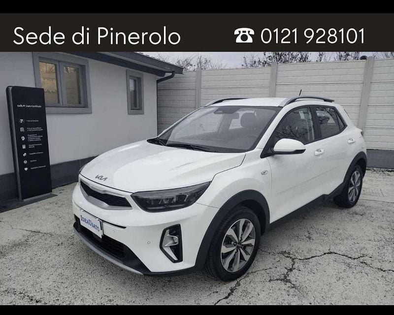 Bianco Usata 2022 Kia Stonic Urban SUV | 12.900 € (Ottimo prezzo) - Immagine 1/3