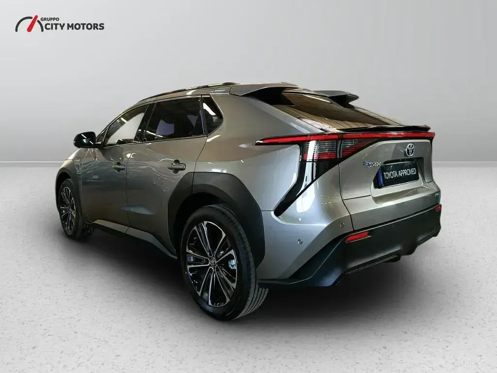 Usata Toyota bZ4X Edition 160 kW (218 CV) 2024 Precious metal SUV