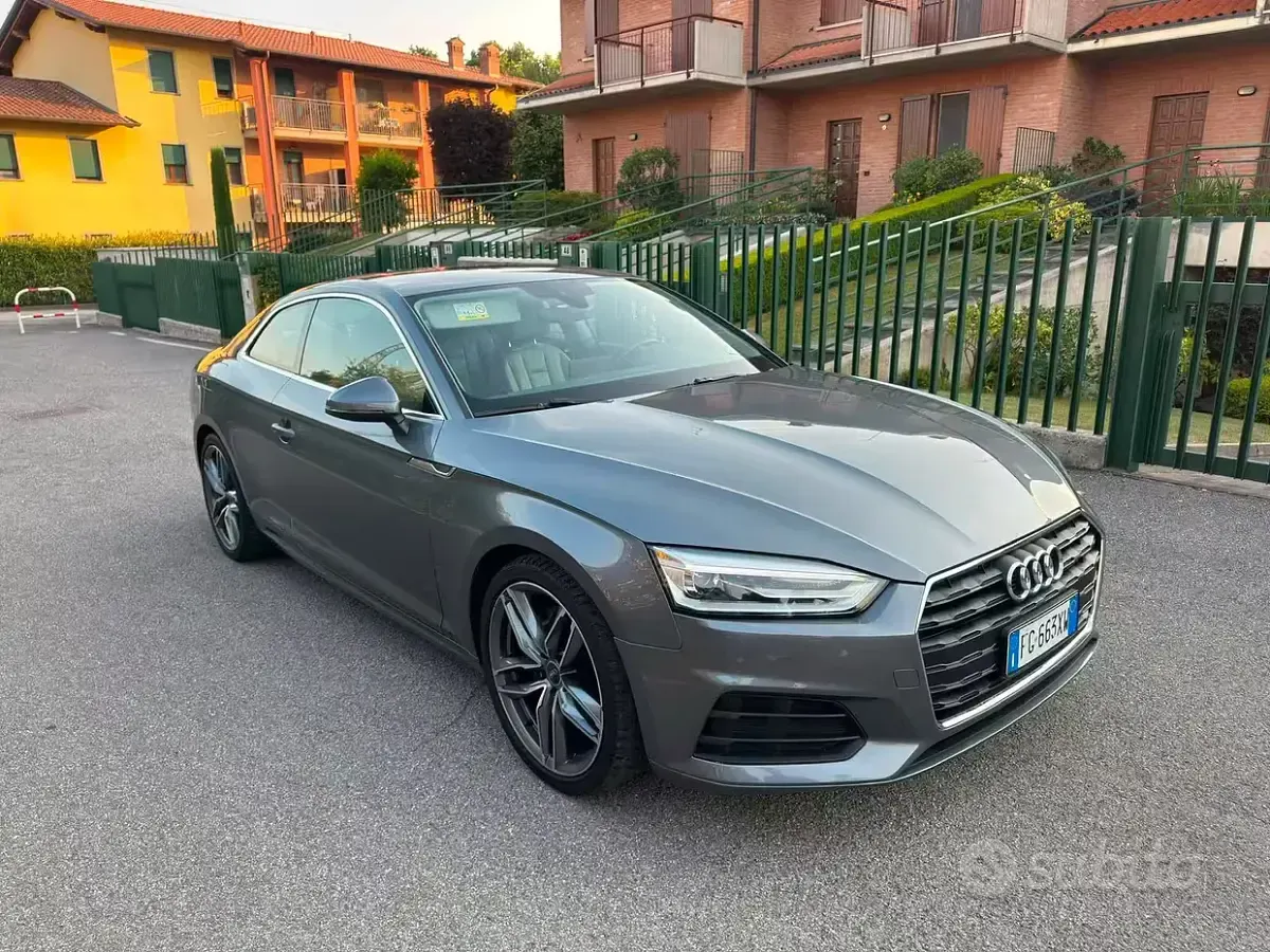 Usata Audi A5 190 CV (139 kW) 2017 Grigio Coupé