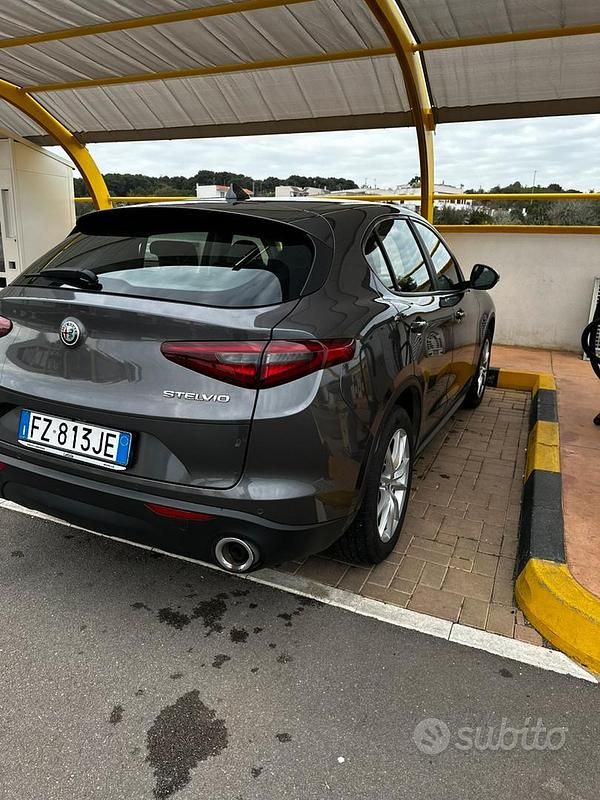 Usata Alfa Romeo Stelvio Tech Edition 190 CV (139 kW) 2019 Grigio SUV