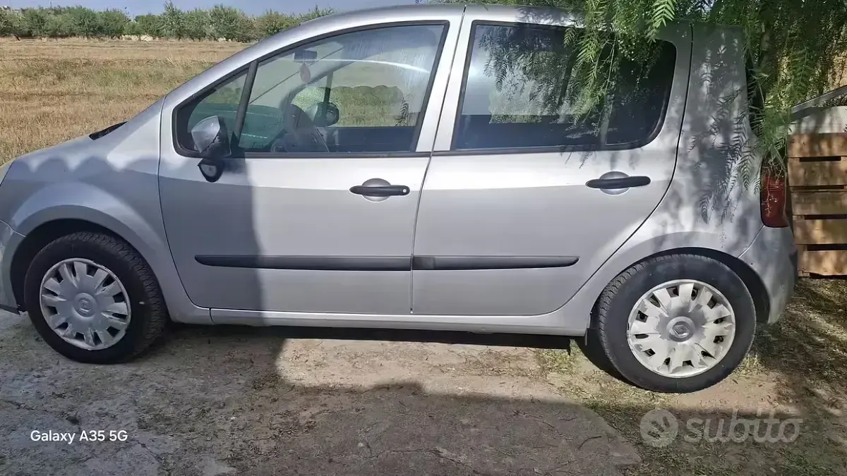 Usata Renault Modus 184 CV (135 kW) 2012 Grigio Monovolume