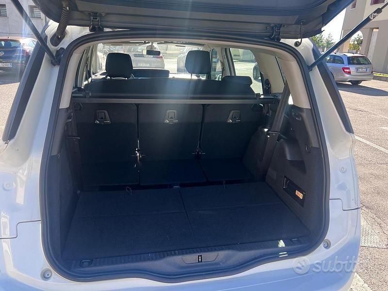 Usata Citroën Grand C4 Picasso Exclusive 150 CV (110 kW) 2015 Bianco Monovolume