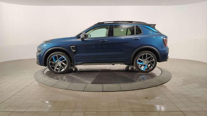 Usata Lynk & Co 01 179 CV (131 kW) 2024 Blu metallizzato / tetto nero SUV