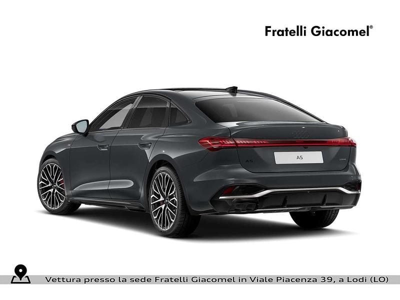 Usata Audi A5 Ambiente 204 CV (150 kW) 2025 Grigio magnete Berlina