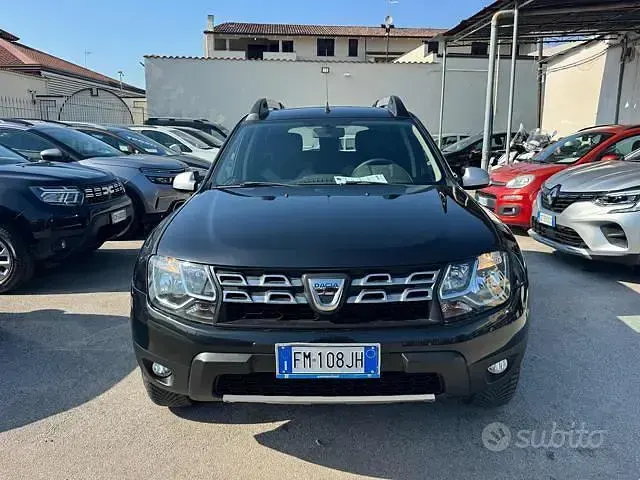Usata Dacia Duster Lauréate 109 CV (80 kW) 2018 Nero SUV