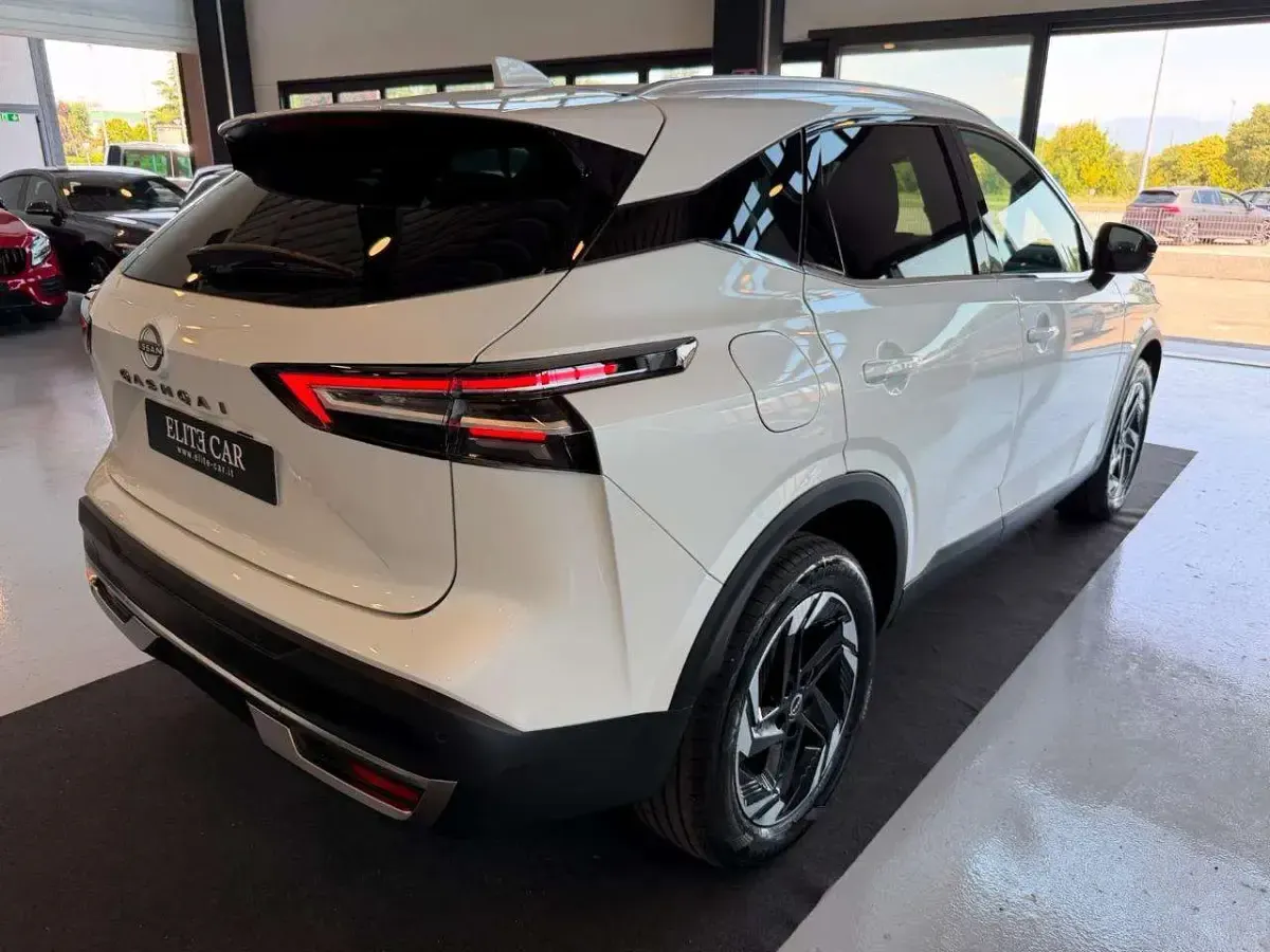 Nuova Nissan Qashqai N-Connecta 158 CV (116 kW) 2026 Bianco SUV