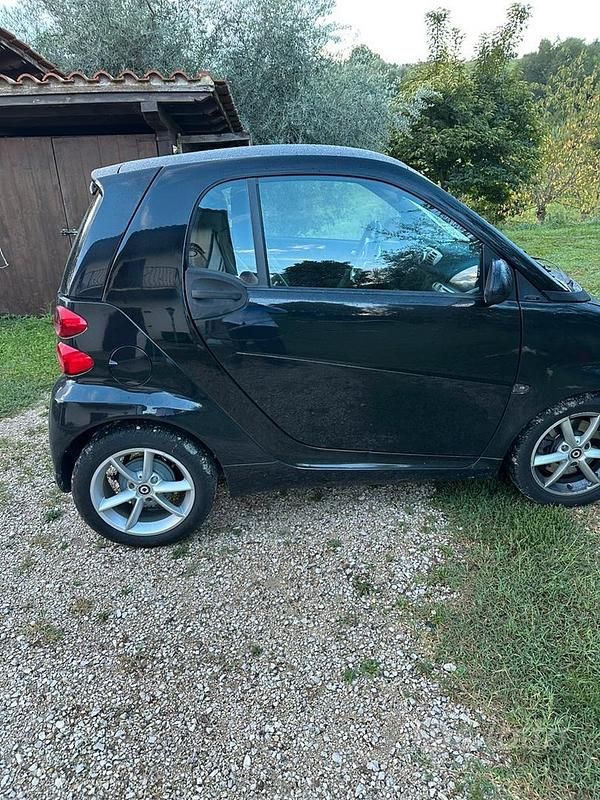 Nero Usata 2011 Smart ForTwo Coupé Coupé | 3500 € (Super prezzo) - Immagine 1/4