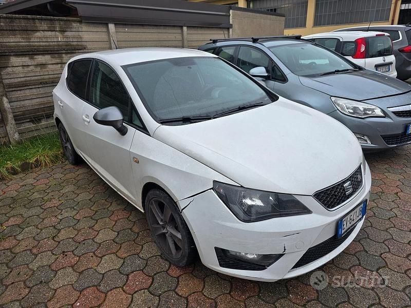Usata Seat Ibiza FR 86 CV (63 kW) 2014 Bianco Berlina