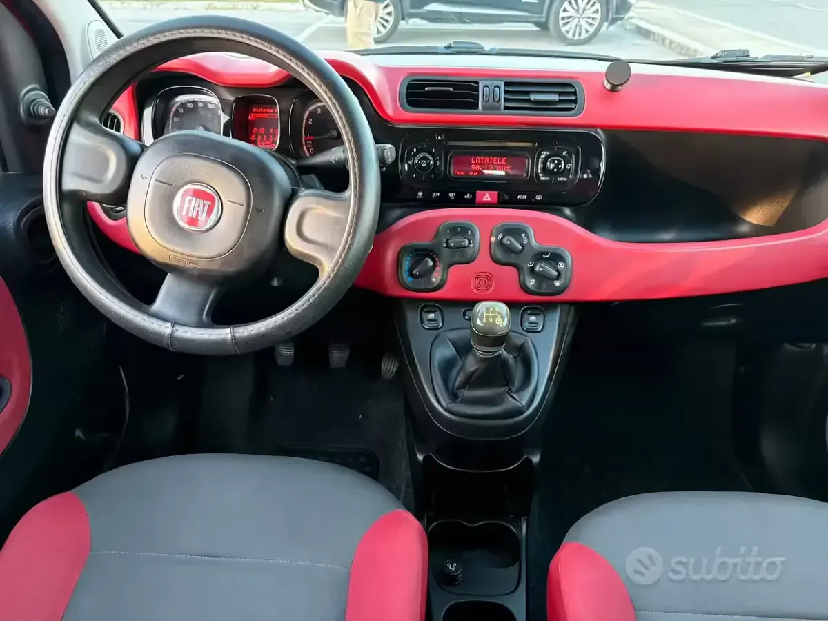 Usata Fiat Panda Dynamic 69 CV (50 kW) 2015 Rosso Utilitaria