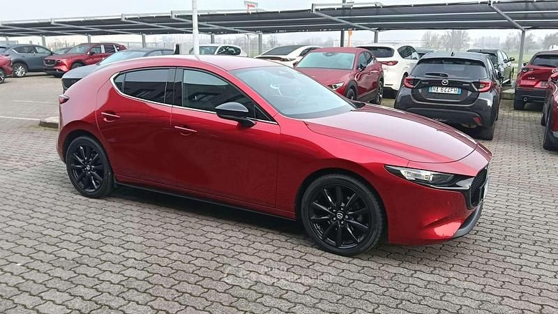 Usata Mazda 3 Homura-Line 140 CV (102 kW) 2024 Soul red crystal Berlina
