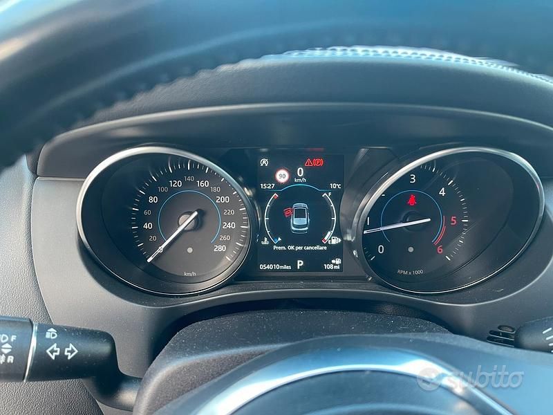 Usata Jaguar F-Pace 180 CV (132 kW) 2018 Nero SUV