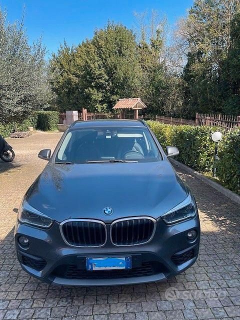 Usata BMW X1 Sport Line 116 CV (85 kW) 2017 Grigio SUV