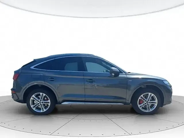 Usata Audi Q5 Sportback S-Line 204 CV (150 kW) 2022 Grigio SUV