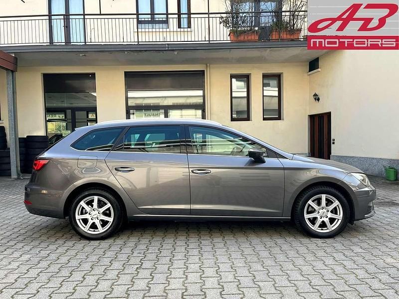 Usata Seat Leon XCELLENCE 150 CV (110 kW) 2017 Grigio Station wagon