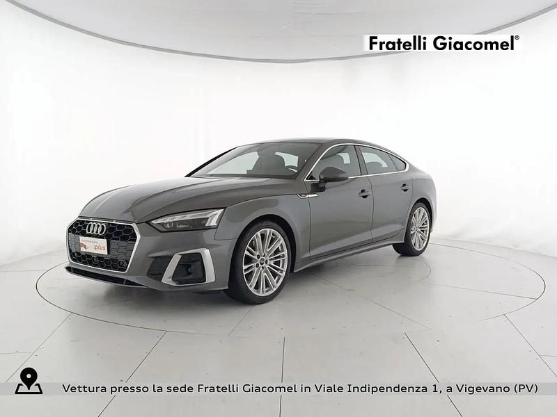 Nuova Audi A5 Sportback S-Line 204 CV (150 kW) 2025 Grigio daytona perlato Utilitaria