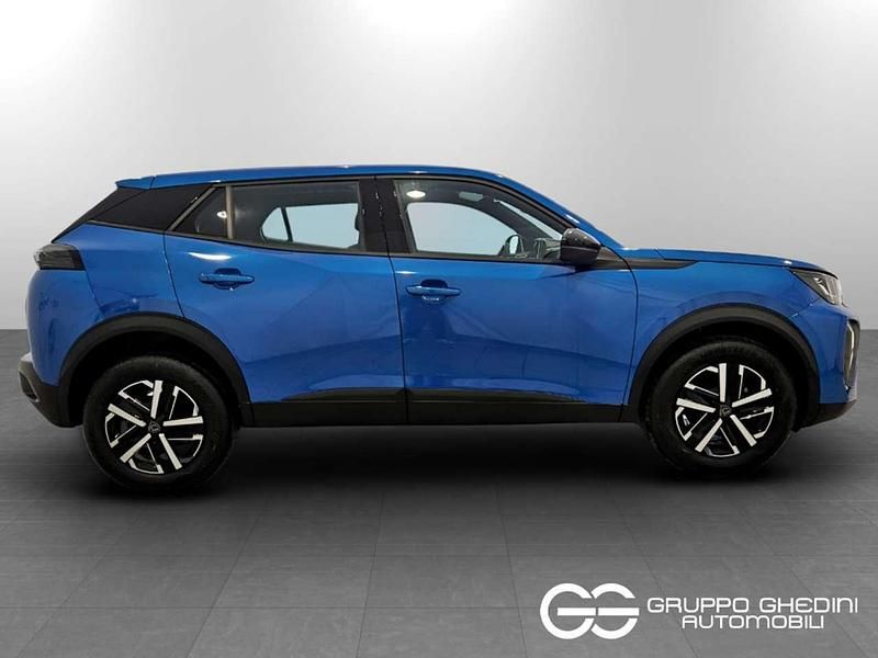 Usata Peugeot 2008 Active 102 CV (75 kW) 2024 Blu vertigo SUV