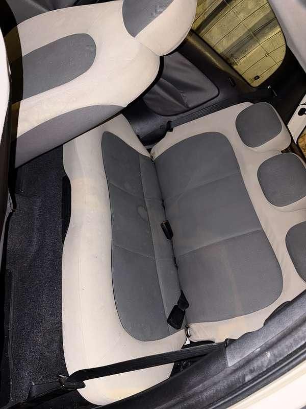 Usata Lancia Ypsilon 60 CV (44 kW) 2005 Bianco Utilitaria