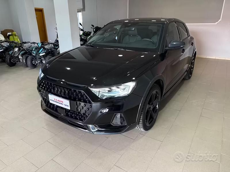 Usata Audi A1 Ambiente 110 CV (80 kW) 2023 Nero SUV