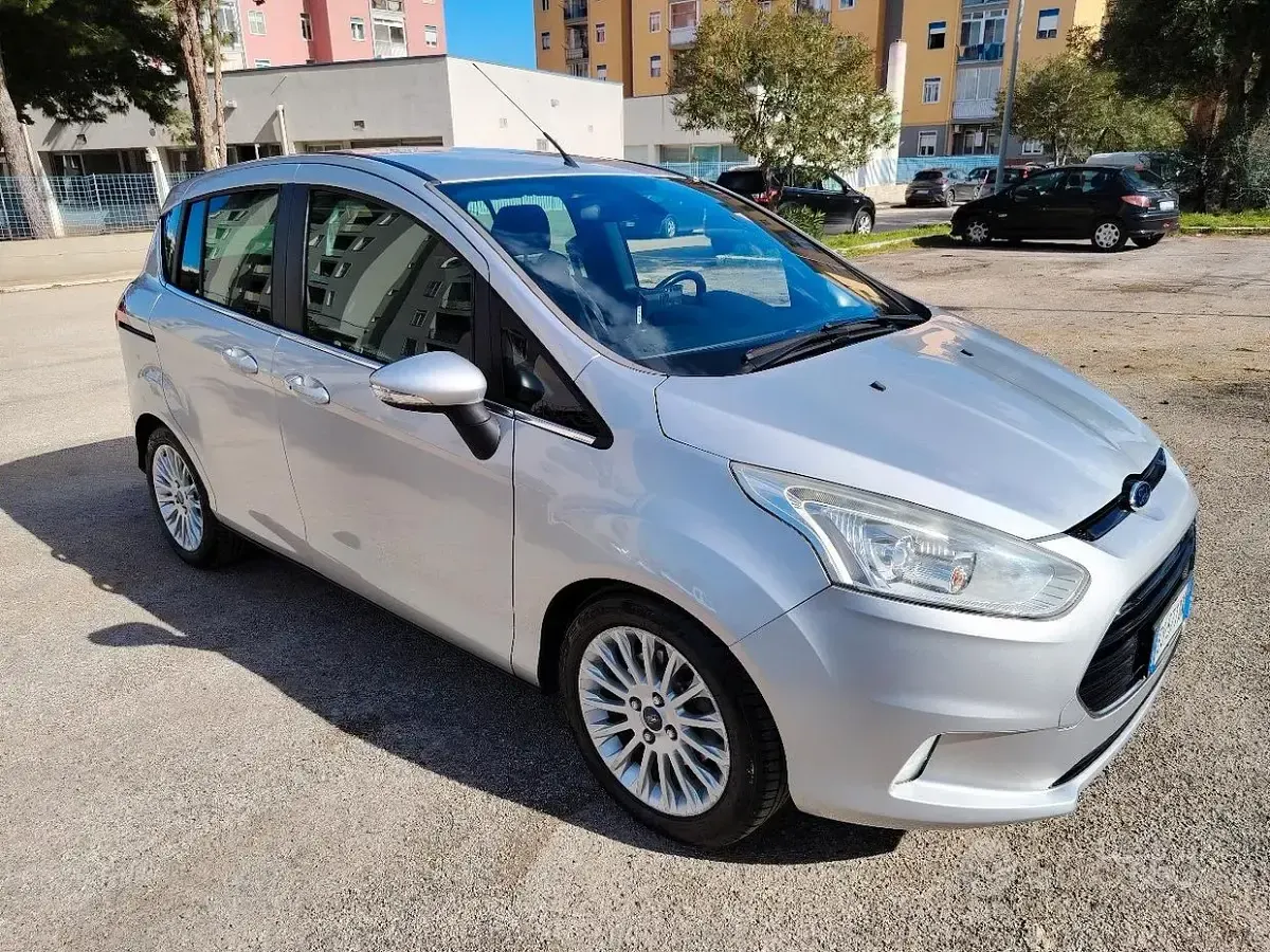 Usata Ford B-MAX 75 CV (55 kW) 2013 Monovolume