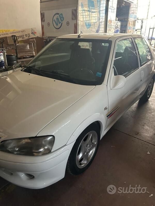 Usata Peugeot 106 101 CV (74 kW) 1999 Utilitaria