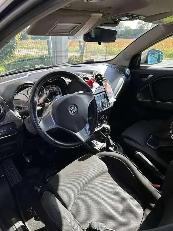 Usata Alfa Romeo MiTo Distinctive 120 CV (88 kW) 2009 Bronzo Utilitaria