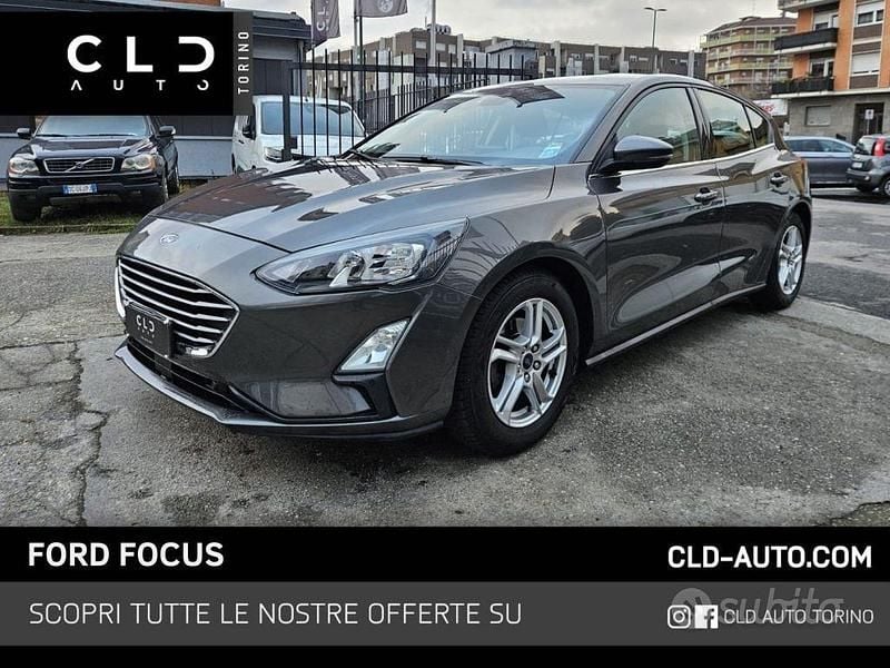 Usata Ford Focus Active 125 CV (91 kW) 2020 Grigio scuro Berlina