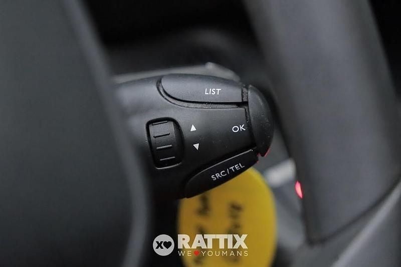 Usata Peugeot Partner Premium 131 CV (96 kW) 2022 Kaolin white Monovolume