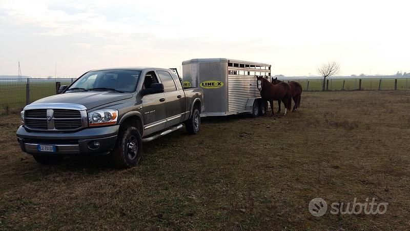 Usata Dodge Ram 2007 Grigio Pick-up