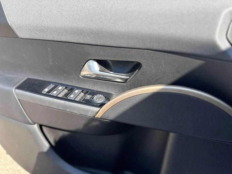 Usata Lancia Ypsilon 110 CV (80 kW) 2025 Verde Utilitaria