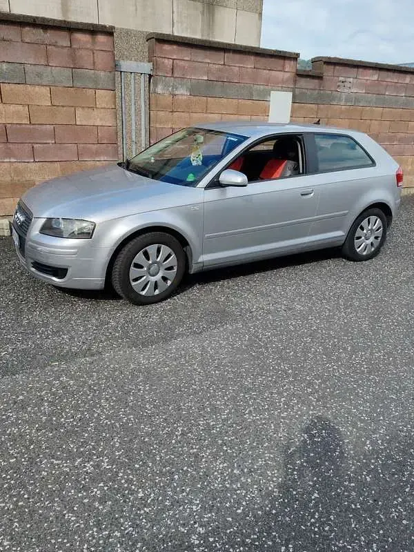 Usata Audi A3 Ambiente 105 CV (77 kW) 2006 Utilitaria