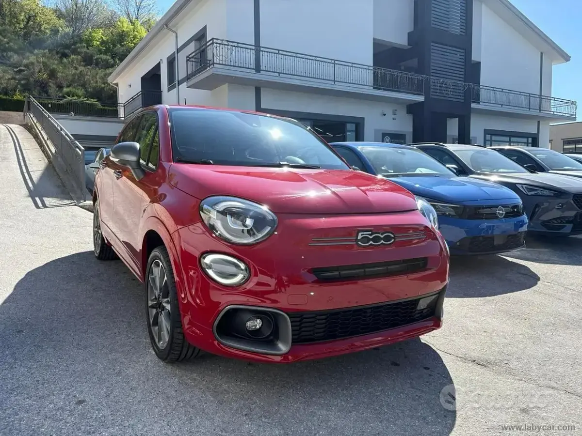 Usado Fiat 130 Sport 131 HP (96 kW) 2024 Vermelho SUV