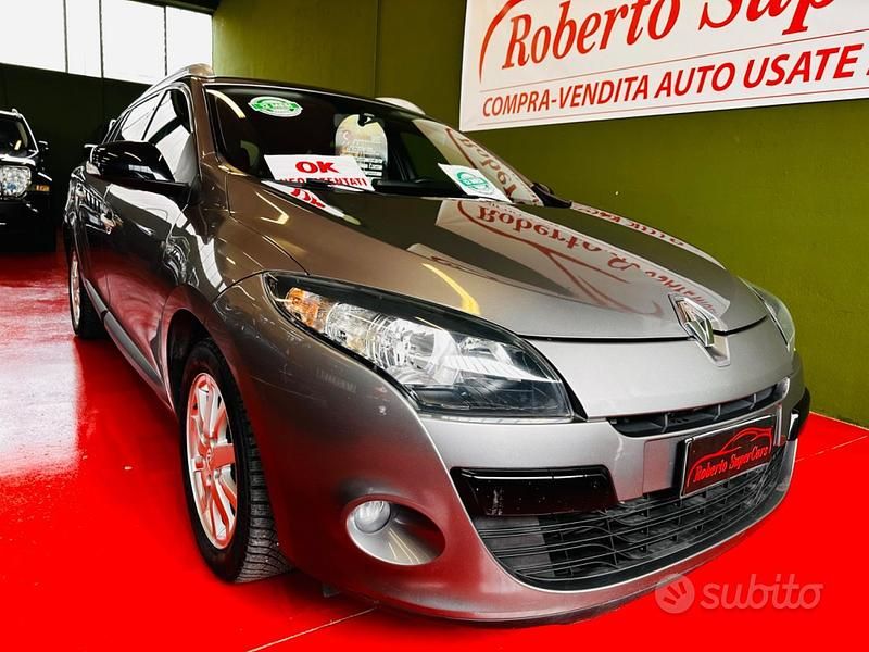 Grigio Usata 2012 Renault Mégane GT Line GT-Line Station wagon | 3800 € (Buon prezzo) - Immagine 1/4
