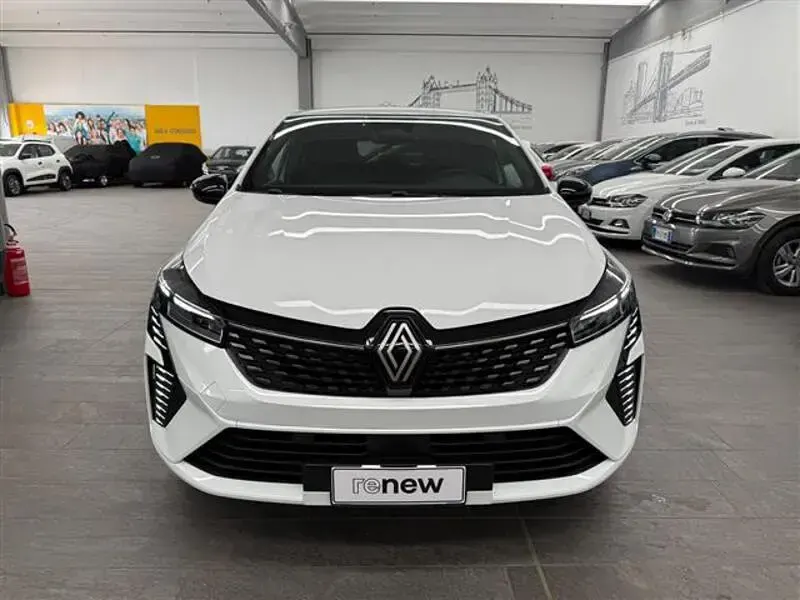 Nuova Renault Clio Techno 101 CV (74 kW) 2025 Bianco Utilitaria