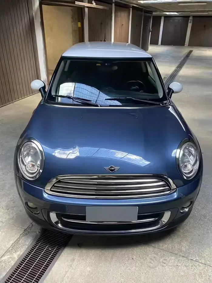 Usata Mini Cooper 122 CV (89 kW) 2010 Bluazzurro Utilitaria