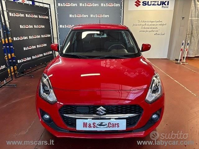 Usata Suzuki Swift Cool 83 CV (61 kW) 2021 Rosso Utilitaria
