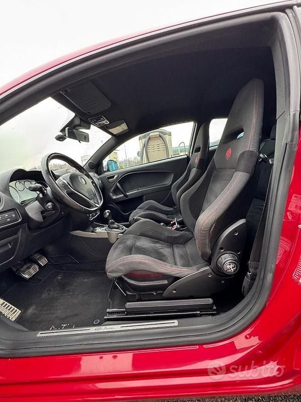 Usata Alfa Romeo MiTo Veloce 170 CV (125 kW) 2016 Rosso Utilitaria