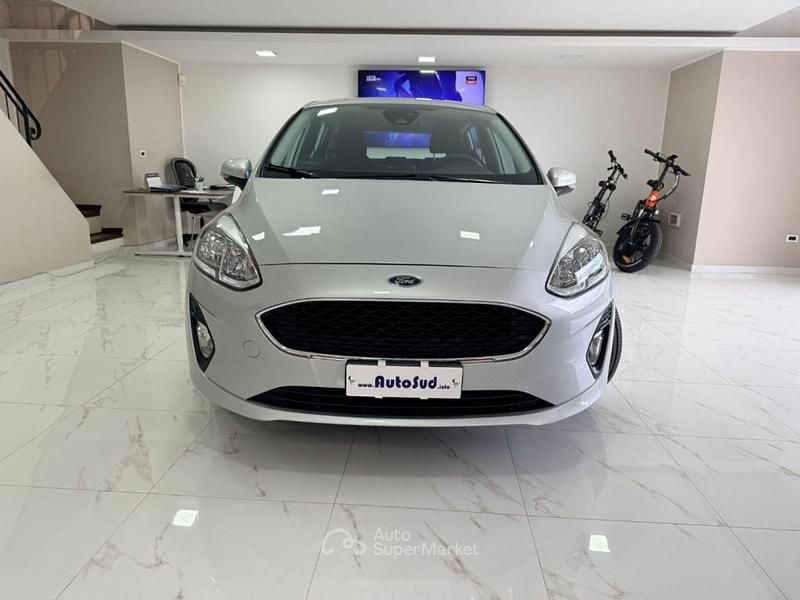 Usata Ford Fiesta Business Edition 86 CV (63 kW) 2020 Grigio Utilitaria