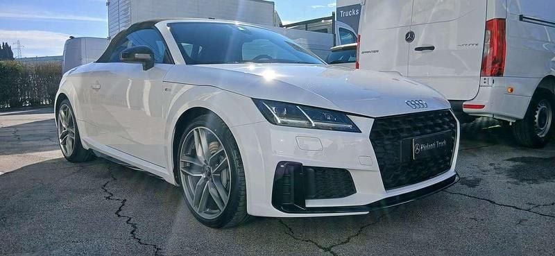Usata Audi TT Roadster S-Line 245 CV (180 kW) 2021 Bianco Cabrio