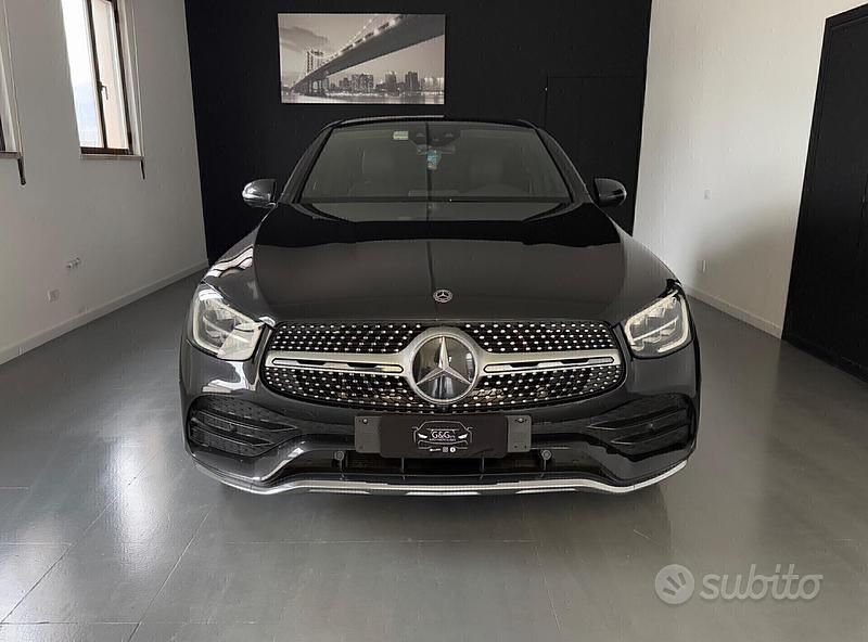 Usata Mercedes GLC300 Premium 245 CV (180 kW) 2020 Grigio Station wagon