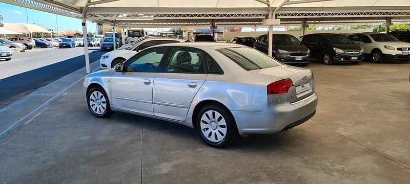 Usata Audi A4 140 CV (102 kW) 2007 Argento Berlina